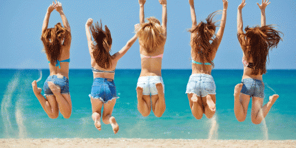 10 Dinge, die auf dem Weg in den Sommerurlaub nicht in Deinem Koffer fehlen sollten!