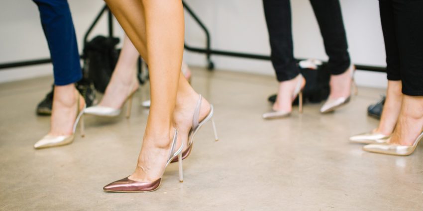Diese Metallic-Schuhe lieben alle Fashionistas